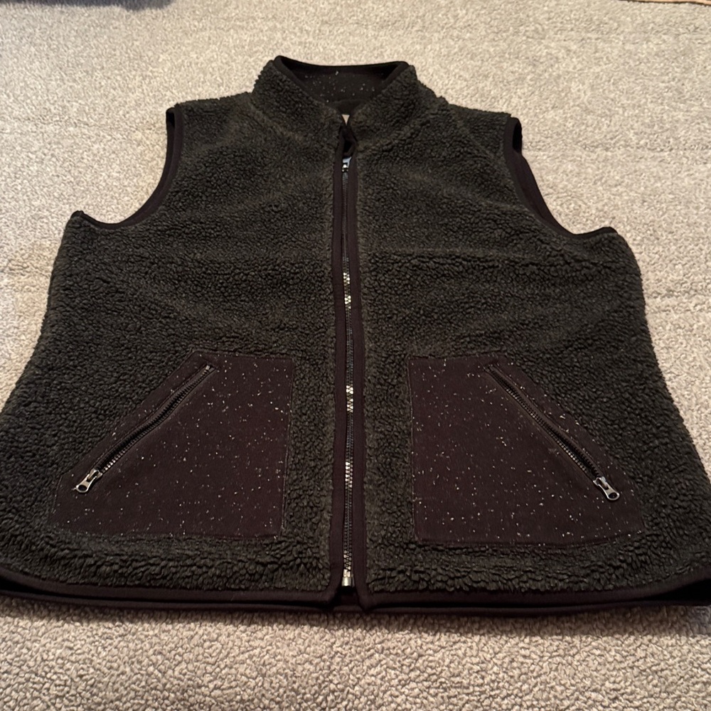 Talbots Black Fleece Vest